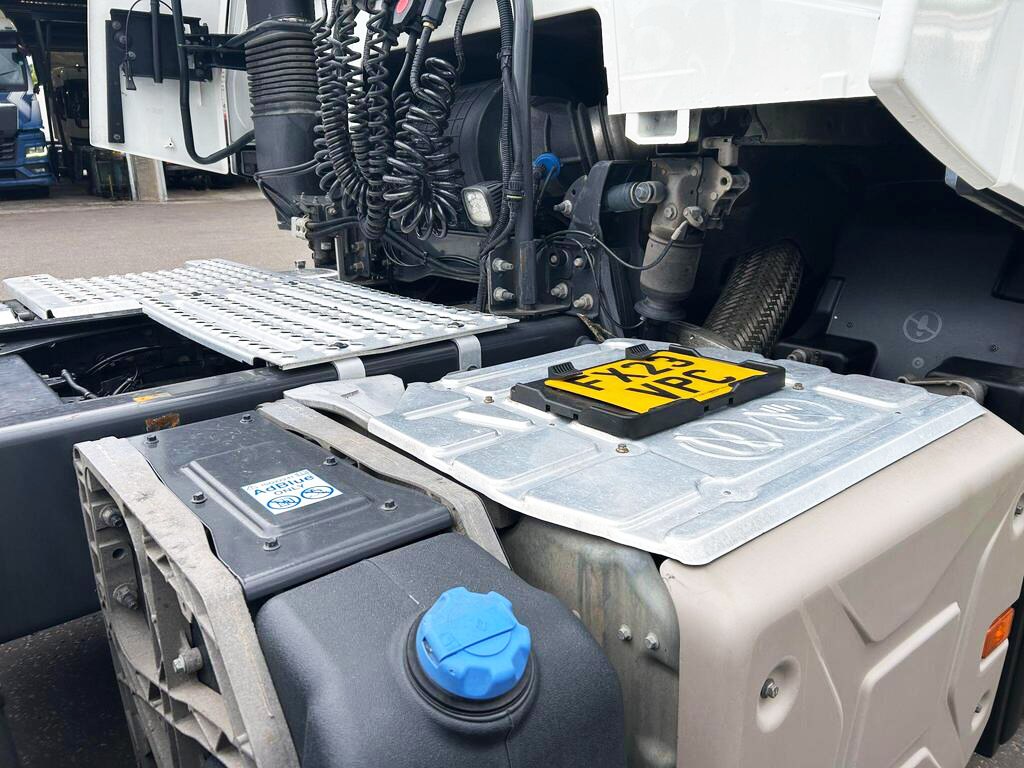 Renault Trucks T480 fuel and AdBlue tanks behind the cab