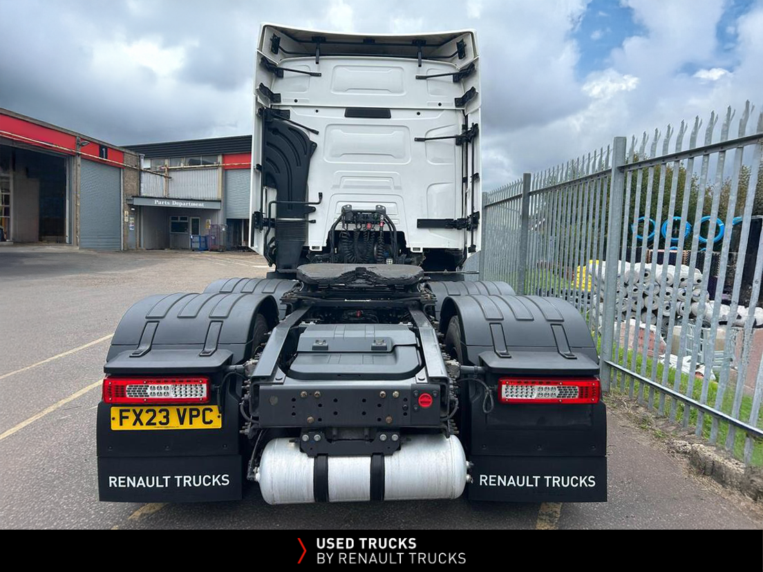 Rear view of Renault Trucks T480 6x2 tractor unit and fifth wheel