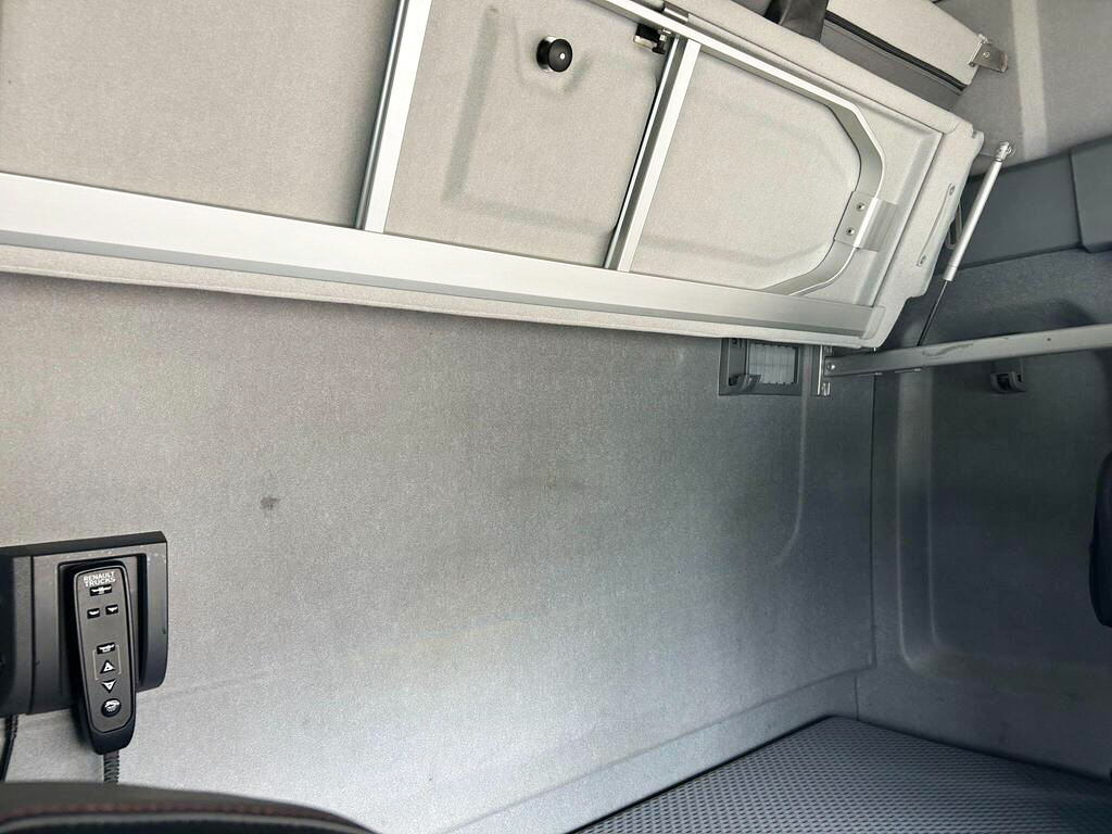 Storage compartment inside the Renault Trucks T480 sleeper cab